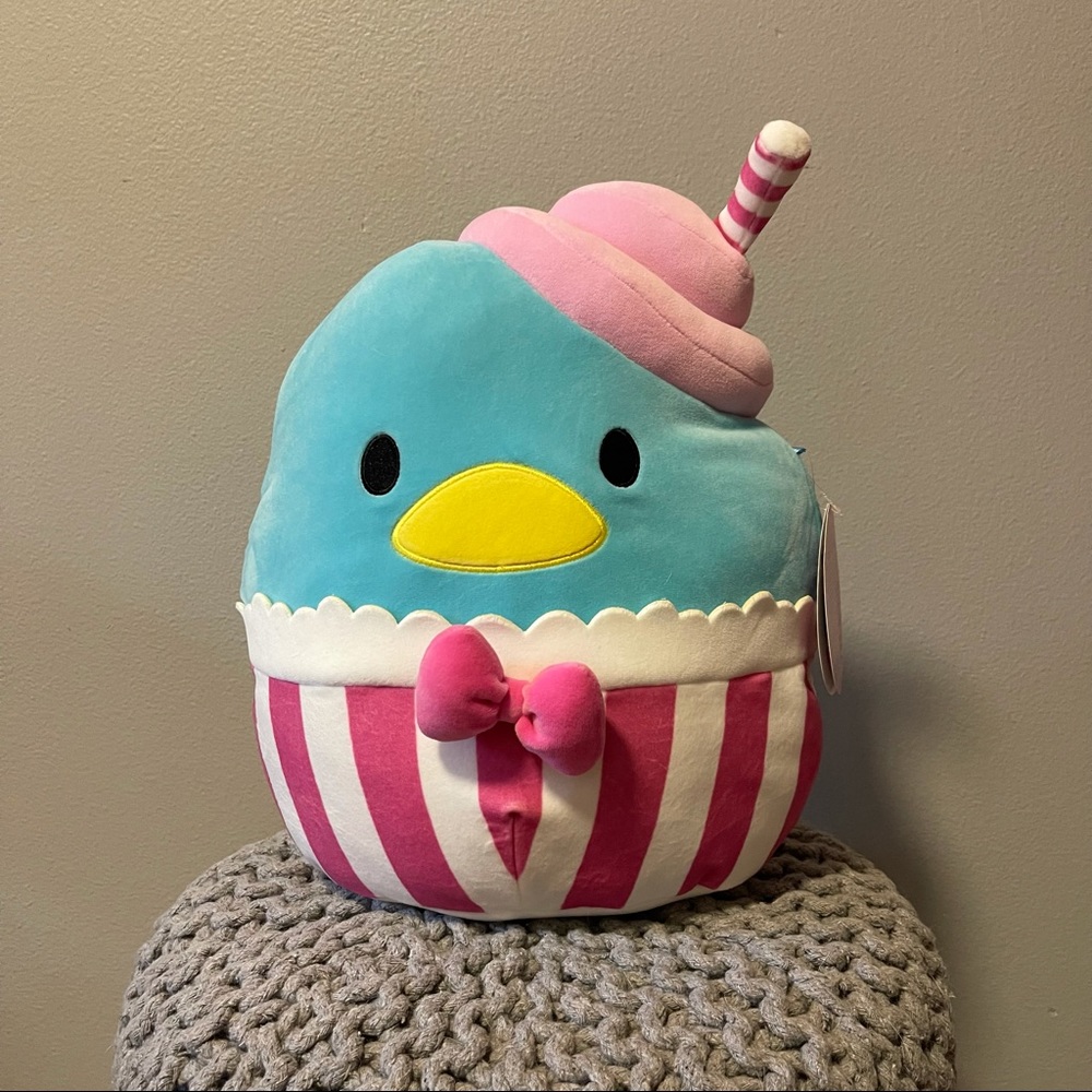 Sanrio Squishmallow - Tuxedosam 12”